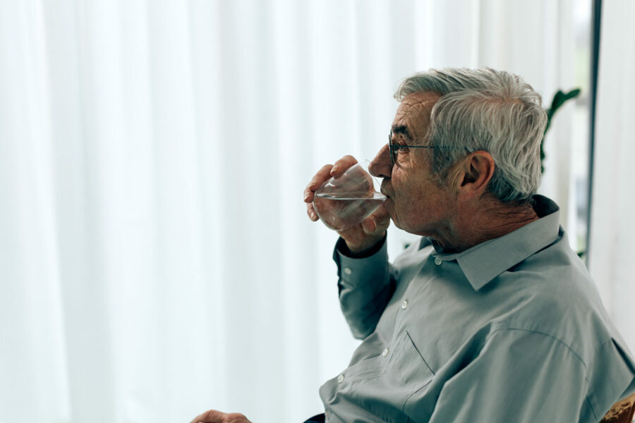 ¿Afecta la hidratación a las personas mayores en invierno?